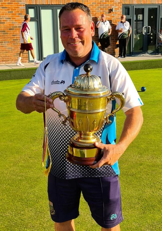 Lonsdale ~ Jamie Holmes